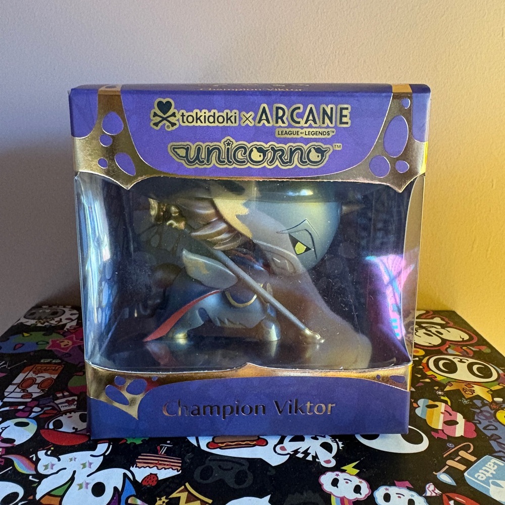 tokidoki x Arcane Unicorno CHAMPION VIKTOR *Exclusive*